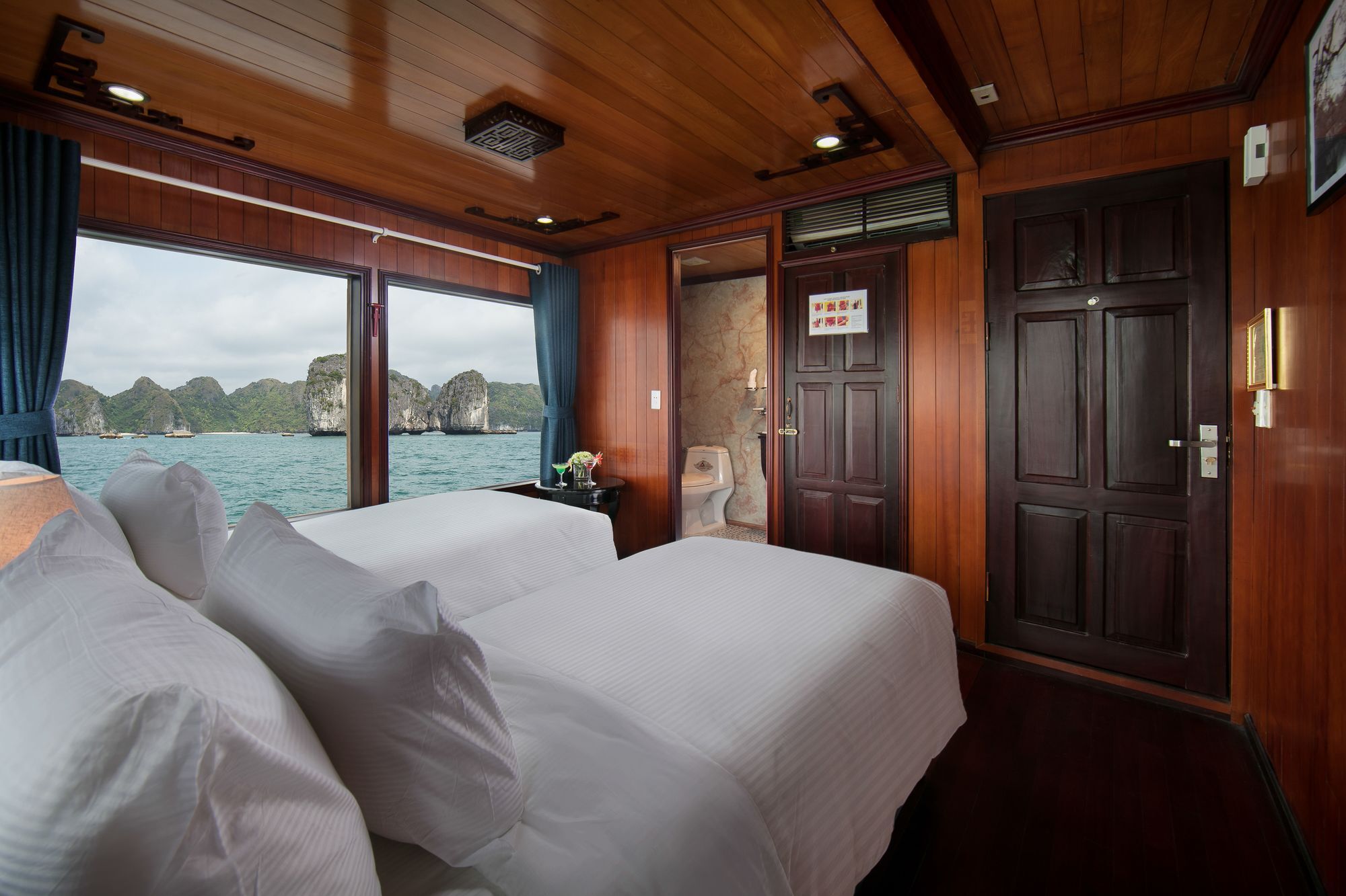 Flamingo Luxury Cruises Hotel Ha Long Exterior foto